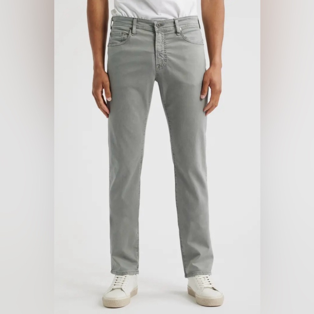 Protégé Italian Light Bedford Straight Leg Pants AG tktd.$215.00